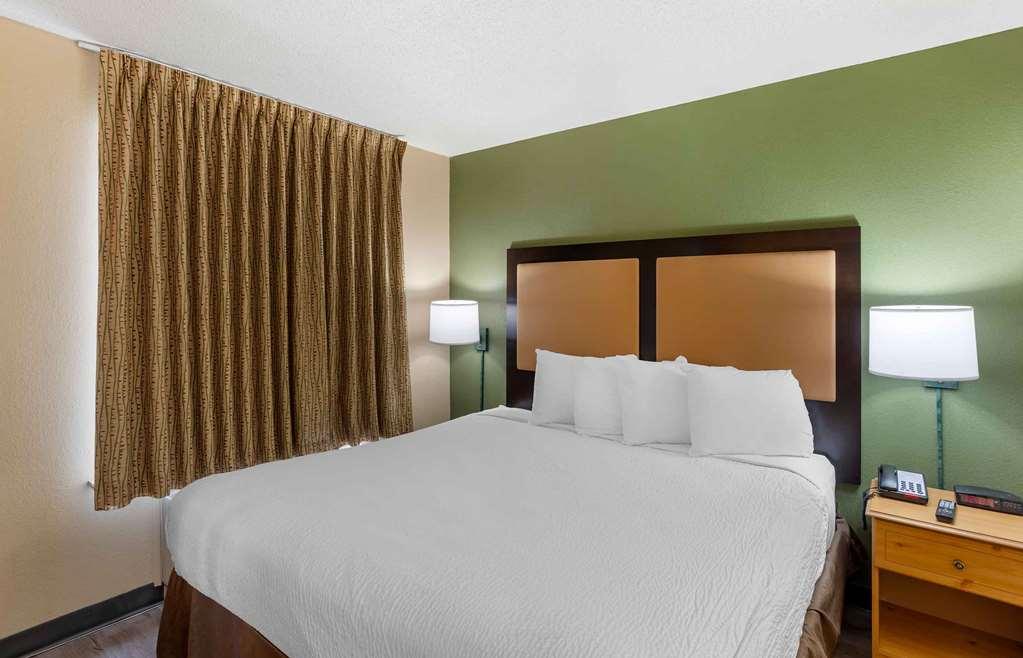 Extended America - Philadelphia - - Dresher Rd Horsham