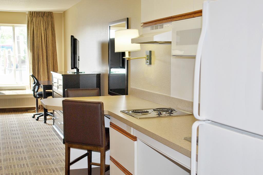 Extended America - Philadelphia - - Dresher Rd