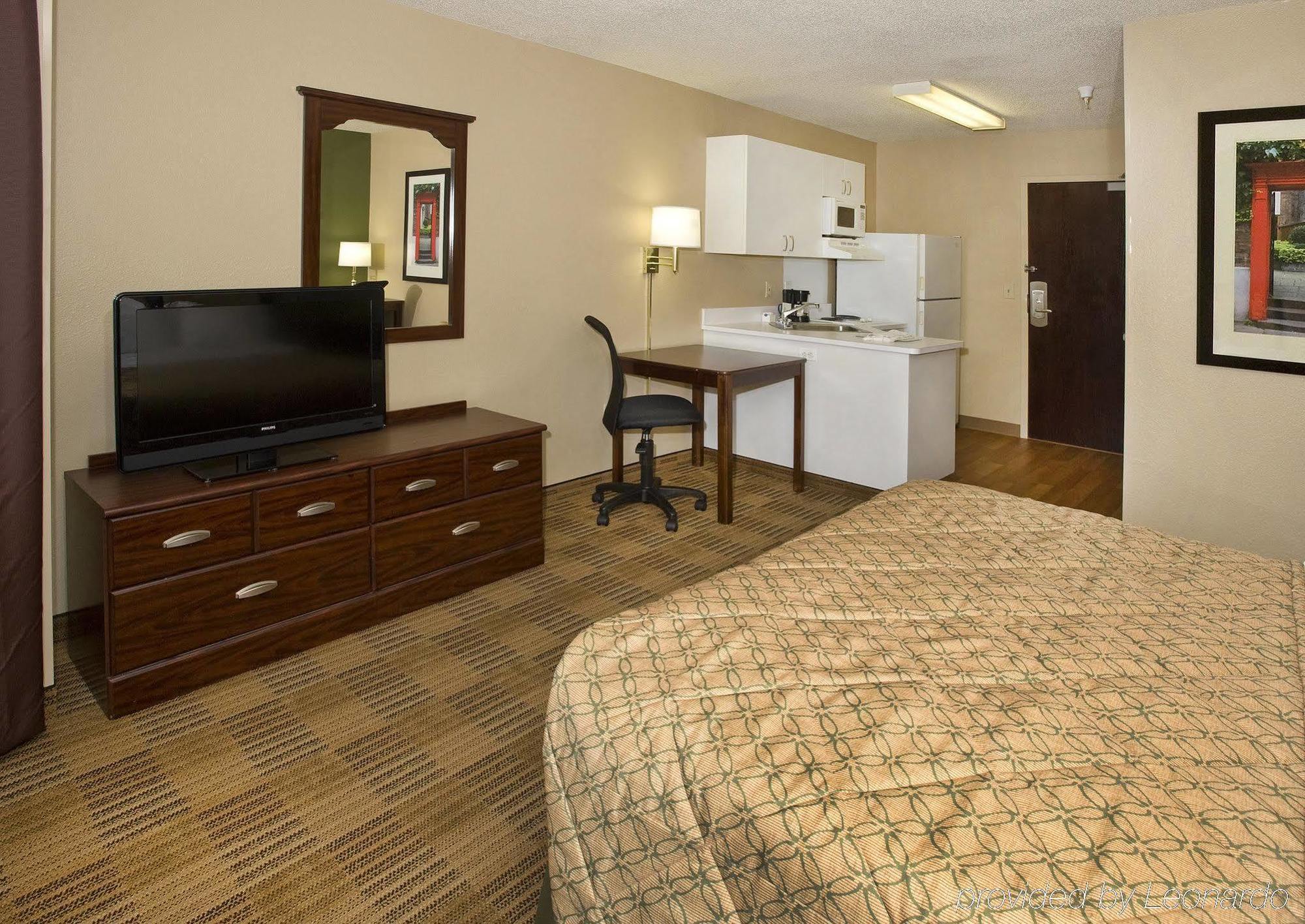Extended America - Philadelphia - - Dresher Rd Horsham